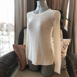 White light knit long sleeve shirt in XS